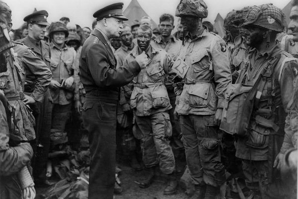 dwight-eisenhower-gives-orders-1800×1200